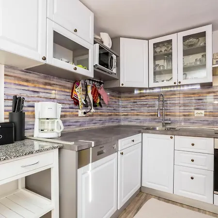 Svjetlana Tatil Evi *
