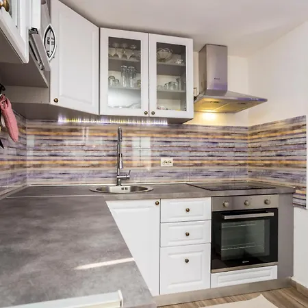 Tatil Evi Svjetlana Risika