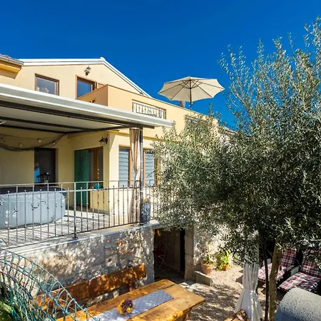 Feriehus Svjetlana Risika