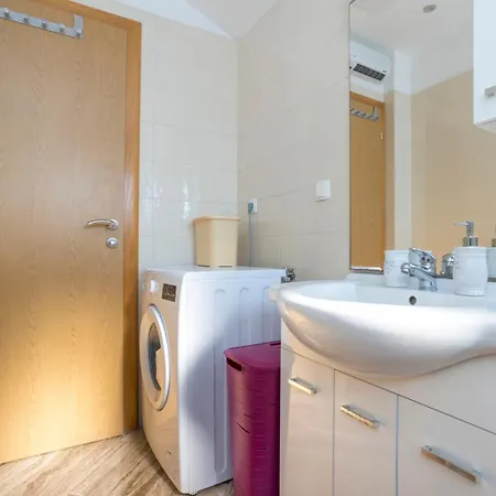 Feriehus Svjetlana *